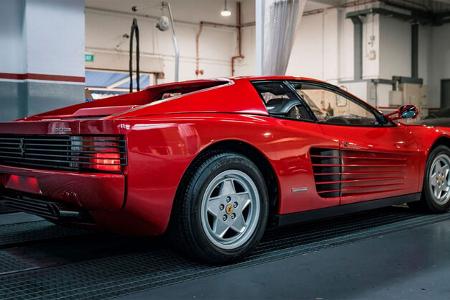 Ferrari Testarossa (1990) 161 km