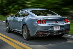 Dieses Jubi-Modell feiert „60 Jahre Mustang“