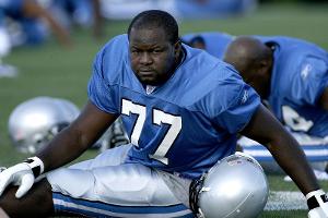 Ex-NFL-Profi Cherilus pinkelt Passagierin im Flugzeug an