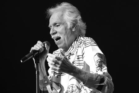 Joe Bonsall