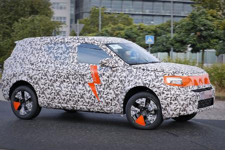 Opel Crossland Electric EV Erlkönig