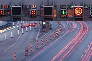 1.325 Autofahrer in 72 Minuten geblitzt