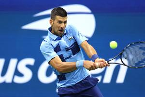Djokovic ohne Mühe in Runde zwei