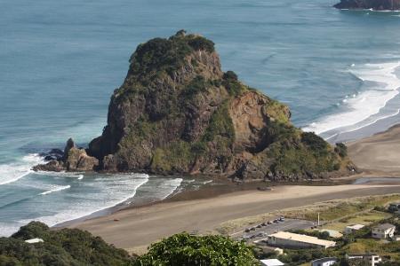 Piha Beach