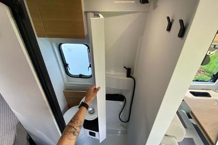 Adria Twin Twin (2025)