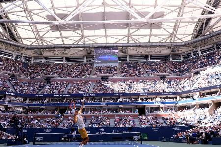 Feueralarm: Spiele bei US Open für sechs Minuten unterbrochen Feueralarm: Spiele bei US Open für sechs Minuten unterbrochen