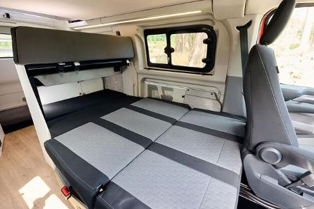 Ford Nugget Campervan Bettverlängerung