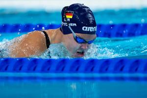 "Sehr happy": Schwimmerin Böttcher holt Silber