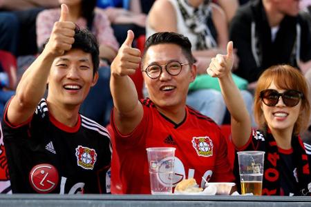 Bayer Leverkusen - 4,90 Euro für 0,5 L Bier - 4,30 Euro für eine Stadion-Wurst