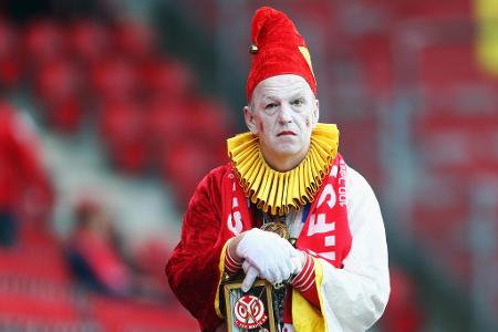 FSV Mainz 05 - 5,30 Euro für 0,5 L Bier - 4,20 Euro für eine Stadion-Wurst