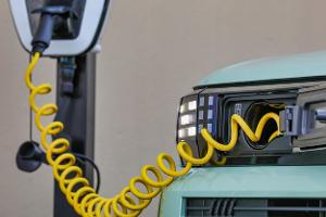 Elektroauto-Absturz mit Ansage