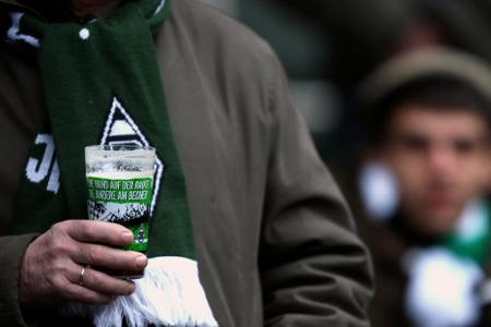 Borussia Mönchengladbach - 5,00 Euro für 0,5 L Bier - 3,90 Euro für eine Stadion-Wurst