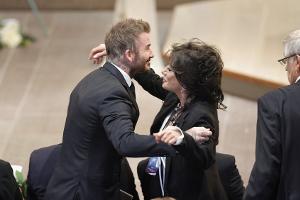 David Beckham: Herzliche Gesten bei Trauerfeier für seinen Ex-Trainer