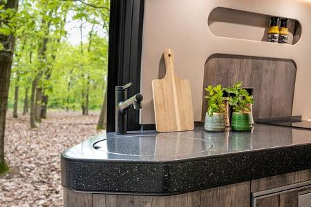 Innova Roadtrip 695 L, Arbeitsplatte