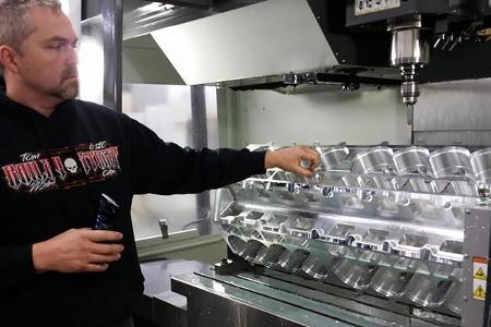 Steve Morris Engines Devel V16 Quad Turbo Motor