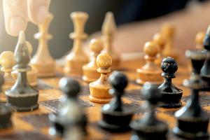 Schach: Russland bleibt suspendiert