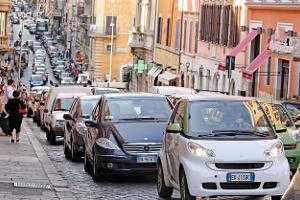 Italien nennt Verbrenner-Aus in 2035 „absurd“