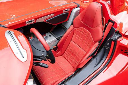 2010 Mercedes-Benz SLR McLaren Stirling Moss 75/75