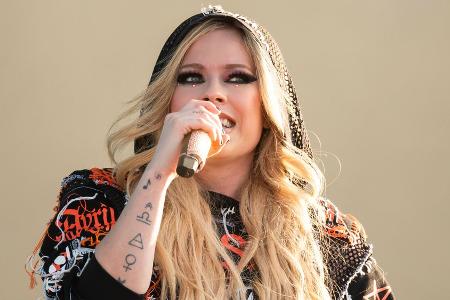 Avril Lavigne: Die Pop-Punk-Prinzessin feiert ihren 40. Geburtstag Avril Lavigne: Die Pop-Punk-Prinzessin feiert ihren 40. Geburtstag
