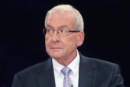 Alter Mann mit Brille