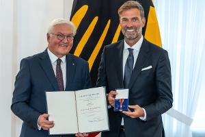 Große Ehre für Fußballikone: Bundesverdienstkreuz für Jürgen Klopp