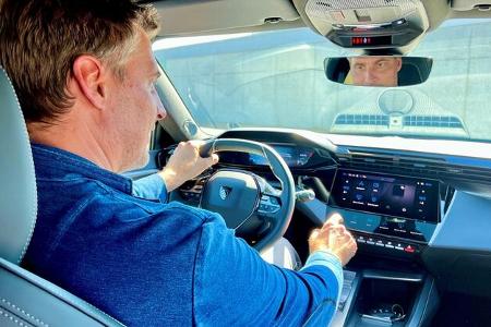 5/2022, Peugeot 408
