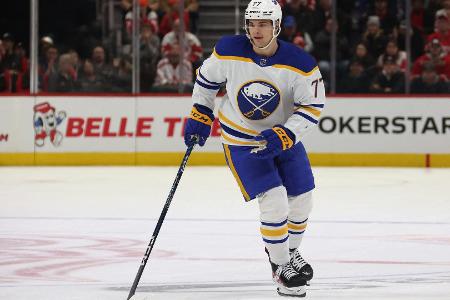 NHL-Auftakt in Prag: Peterka geht mit Sabres leer aus NHL-Auftakt in Prag: Peterka geht mit Sabres leer aus