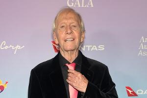Paul Hogan: "Crocodile Dundee"-Star wird 85 Jahre alt