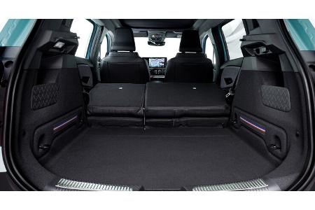 SPERRFRIST 14.10.24 9.30 Uhr Renault 4 E-Tech Electritc Neuvorstellung Studio