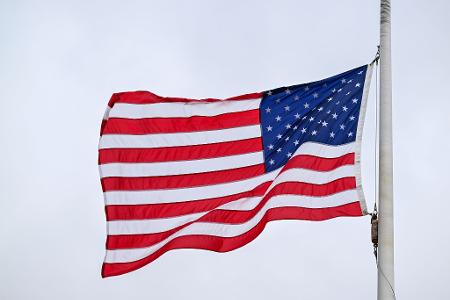 In den USA hat eine Frau ohne Flugerfahrung ein Kleinflugzeug gelandet (Symbolbild) In den USA hat eine Frau ohne Flugerfahrung ein Kleinflugzeug gelandet (Symbolbild)