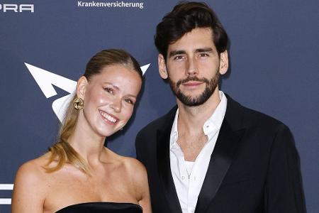 Alvaro Soler und Melanie Kroll
