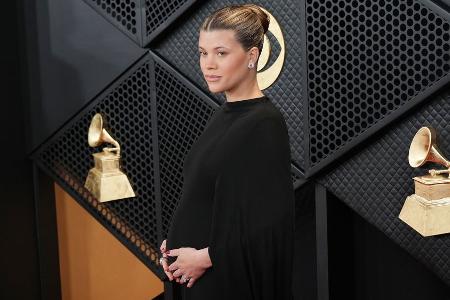 Sofia Richie offenbart Probleme während und nach der Schwangerschaft Sofia Richie offenbart Probleme während und nach der Schwangerschaft