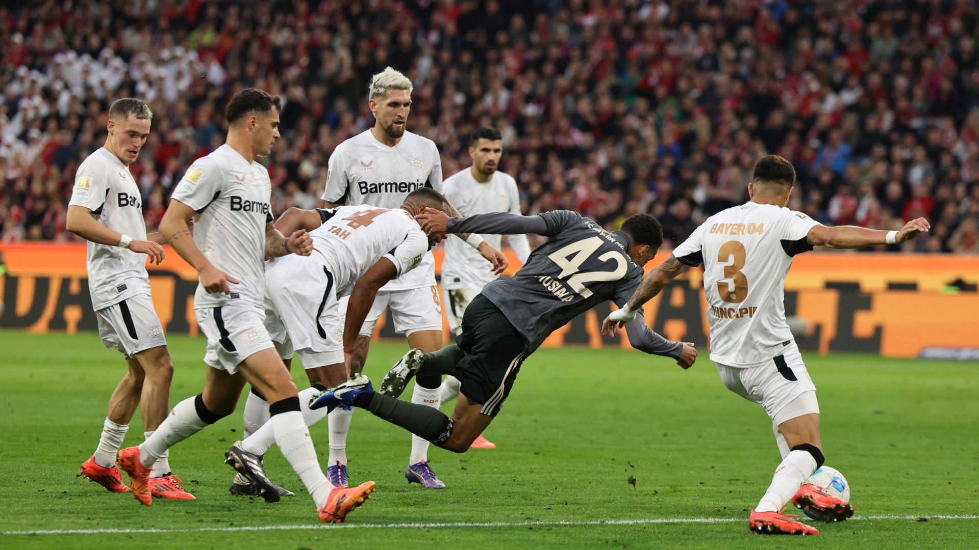 FC Bayern Musiala im Abschlusstraining dabei