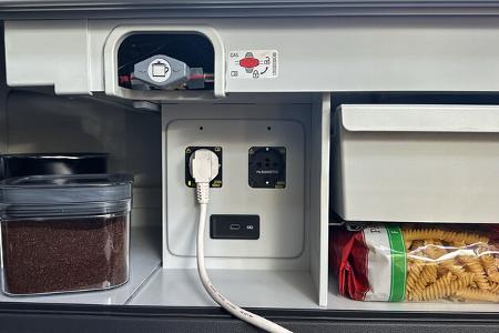 VW California Ocean Campervan Küche