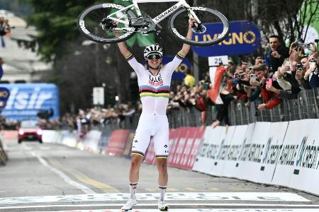 Bis 2030: Pogacar verlängert beim UAE-Team Bis 2030: Pogacar verlängert beim UAE-Team
