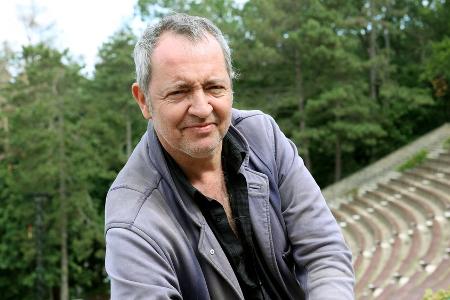 Auftritte abgesagt: Rainald Grebe erleidet erneut Schlaganfall Auftritte abgesagt: Rainald Grebe erleidet erneut Schlaganfall