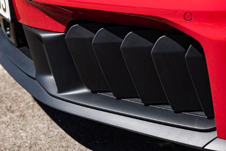 Porsche 911 GTS t-hybrid