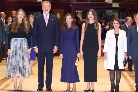 Spanische Royals im Partnerlook: Prinzessin Leonor übertrifft alle Spanische Royals im Partnerlook: Prinzessin Leonor übertrifft alle