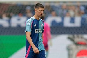 "Absolut scheiße": Schalker Krise weitet sich aus
