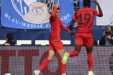 Traumtore am Fließband: Bayern in Bochum gnadenlos Traumtore am Fließband: Bayern in Bochum gnadenlos