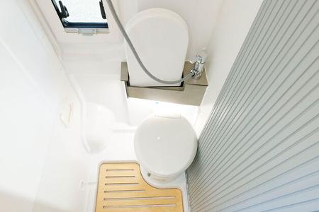 Clever Spirit 600, Dusche