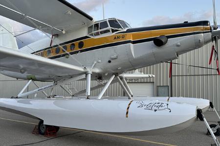 Antonow An-2 mit Honeywell-Turbine und Schwimmern zu verkaufen.