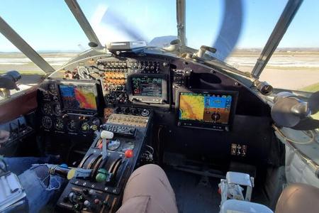 Antonow An-2 mit Honeywell-Turbine und Schwimmern zu verkaufen.