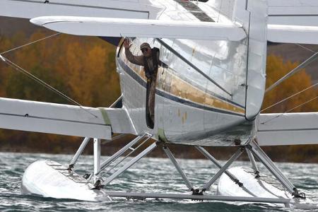 Antonow An-2 mit Honeywell-Turbine und Schwimmern zu verkaufen.