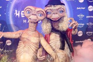 Halloween-Kostüm: Heidi Klum begeistert als Außerirdischer E.T.