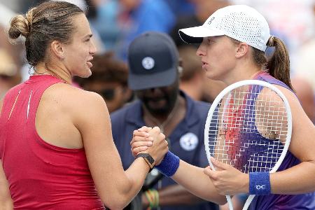 WTA Finals in Riad: Zwischen großem Duell und harter Kritik WTA Finals in Riad: Zwischen großem Duell und harter Kritik