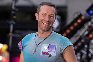 Schock bei Coldplay-Konzert: Chris Martin fällt durch die Bühne