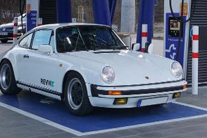 Es gibt ihn doch, den Porsche 911 mit E-Antrieb