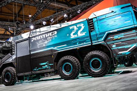 Rosenbauer Panther Electric Löschfahrzeug