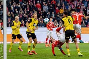 Can fliegt vom Platz: BVB verliert in Mainz